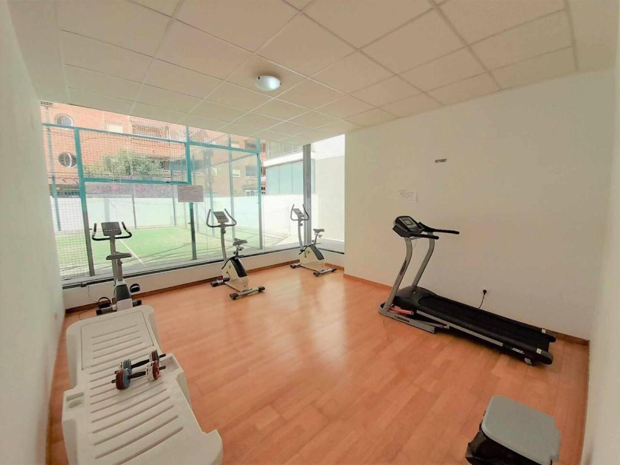 Ayf 200M Del Mar 2 Piscinas Pista De Padel Y Gym Lejlighed Oropesa del Mar Eksteriør billede