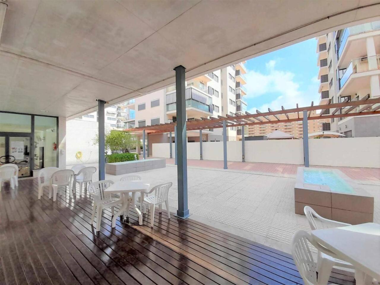 Ayf 200M Del Mar 2 Piscinas Pista De Padel Y Gym Lejlighed Oropesa del Mar Eksteriør billede